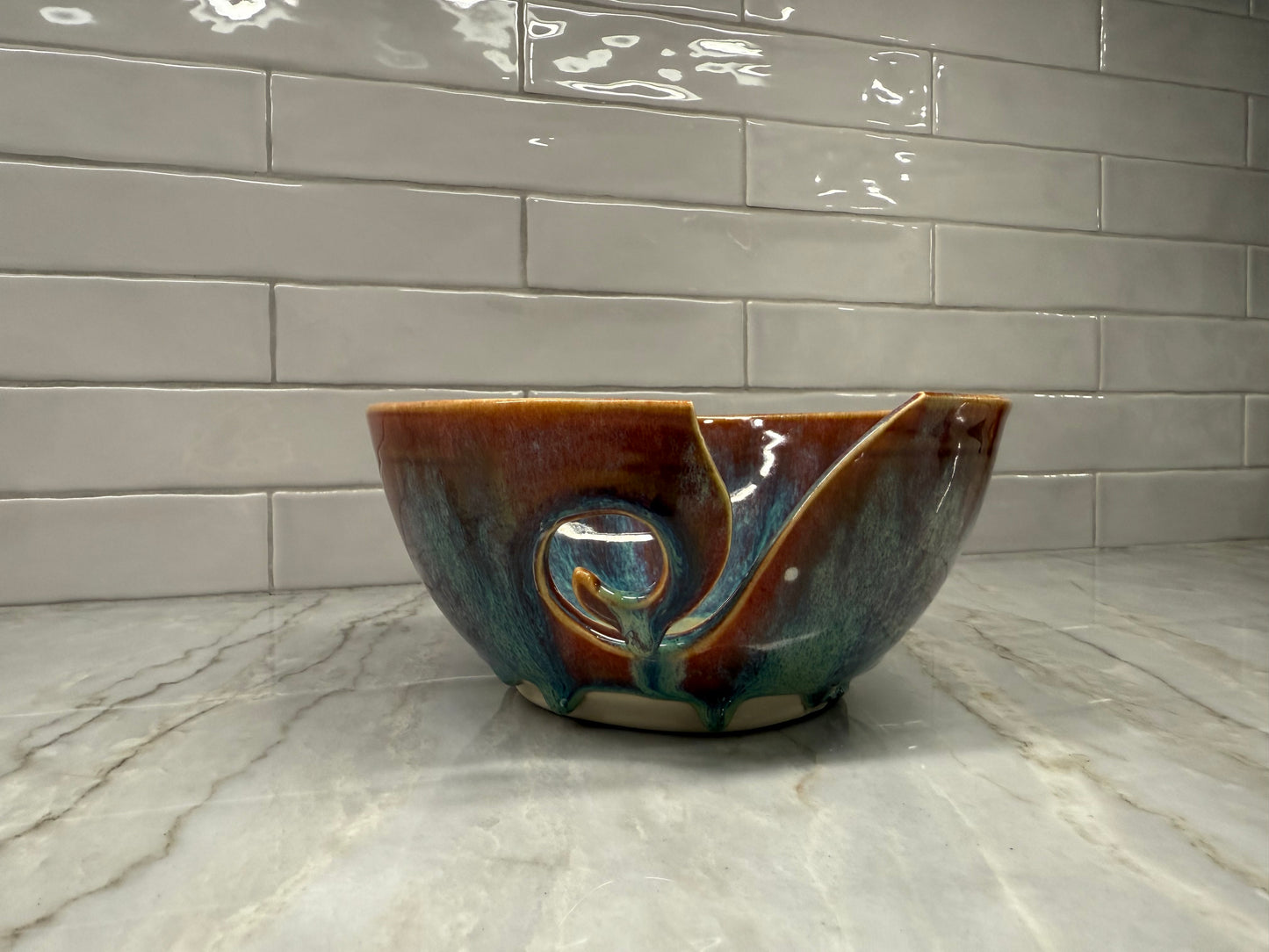 Yarn bowl